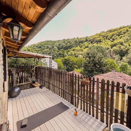 The Base- Balance Hub Hotel Veliko Tarnovo Exterior photo